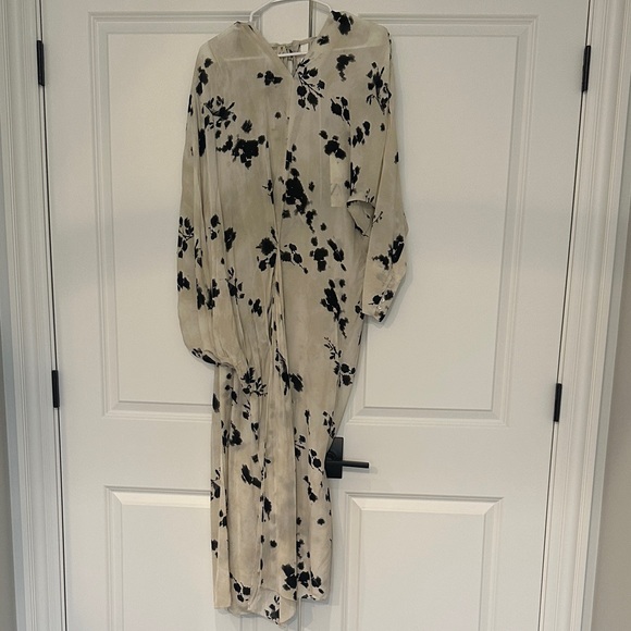 NWT Zara Floral Print Long Sleeve Dress - Picture 1 of 7